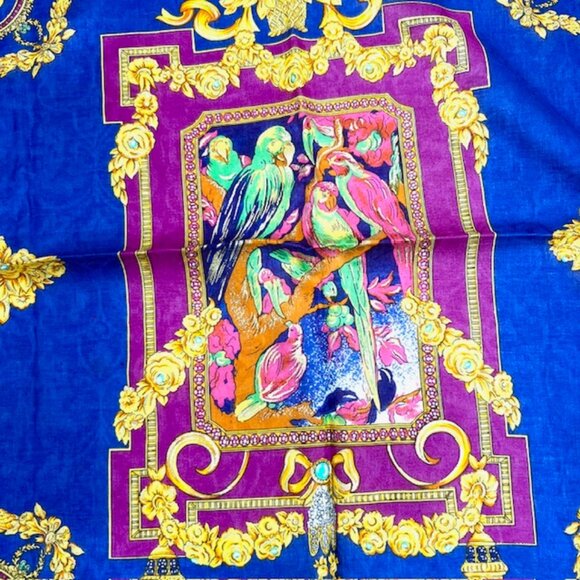 2 Unused-Unbox-Moschino/miniscarf/handkerchief 17"-20" Red white watches print(3 - Picture 8 of 8